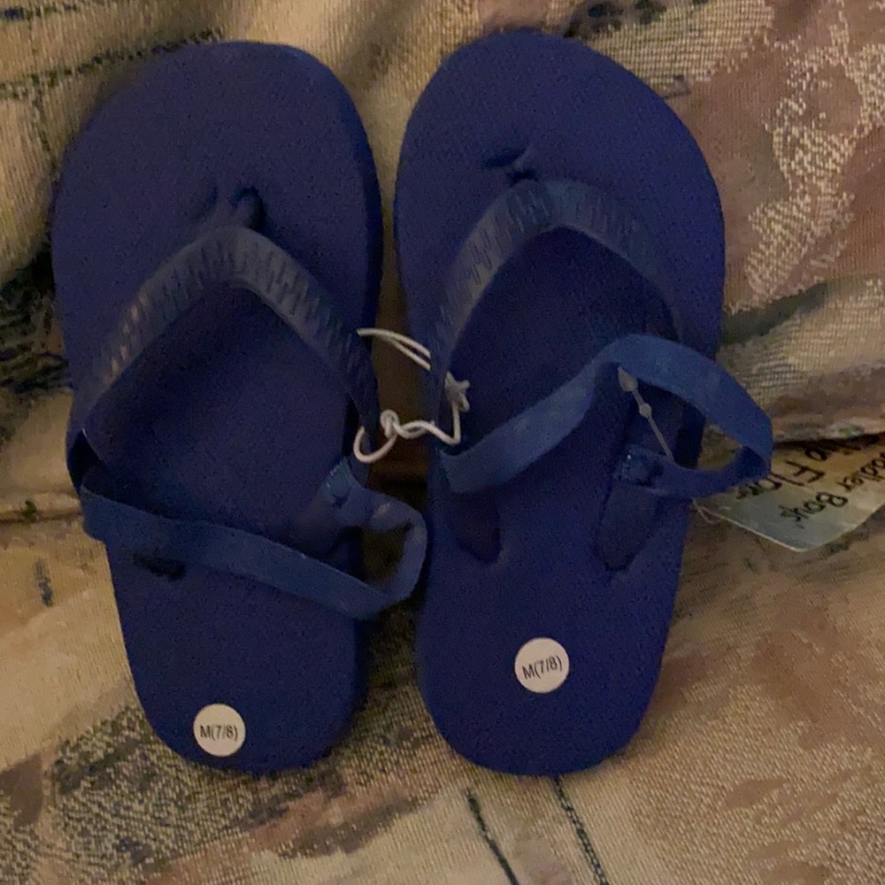 Kids flip flops